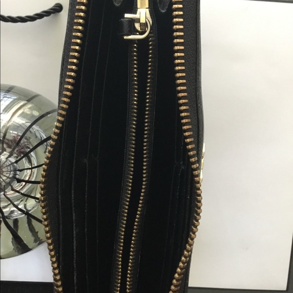 Prada Long Wallet - Picture 4 of 8